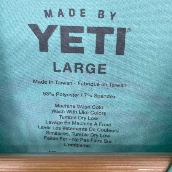 Yeti Shirt Men Large Performance Fishing Long Sleeve Outdoor Surf Shark Athletic - Picture 3 of 9